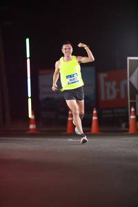 BIB: 40453
                            <button type="button" onclick="openModal(21298910)" class="btn btn-primary btn-sm float-right btn-popup" data-toggle="modal" data-target=".modal-high-quality">
                        <i class="fas fa-shopping-cart"></i> Add to Cart
                    </button>
                                            <button type="button" onclick="isThisMe(21298910, true)" class="btn btn-success btn-sm float-right btn-popup btn-isme hidden" data-toggle="tooltip" data-placement="bottom" title="นี่คือรูปของคุณใช่ไหม คลิกที่นี่เพื่อเอาเข้าอัลบั้ม">
                        <i class="fas fa-plus"></i> Add to album
                    </button>
                    <button type="button" onclick="isThisMe(21298910, false)" class="btn btn-warning btn-sm float-right btn-popup btn-isnotme hidden">
                        <i class="fas fa-ban"></i> Remove from album
                    </button>